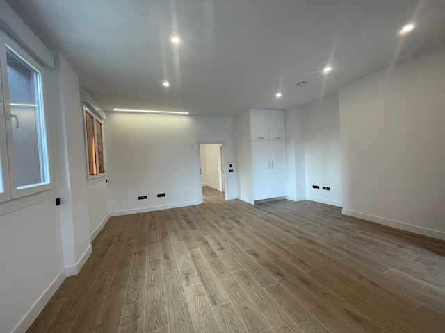 29F1D3D3-E4AE-41BB-94E5-CA073A86DFA9